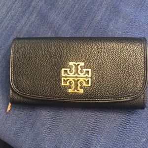 NWOT T.Burch Britten Envelope Continental Wallet